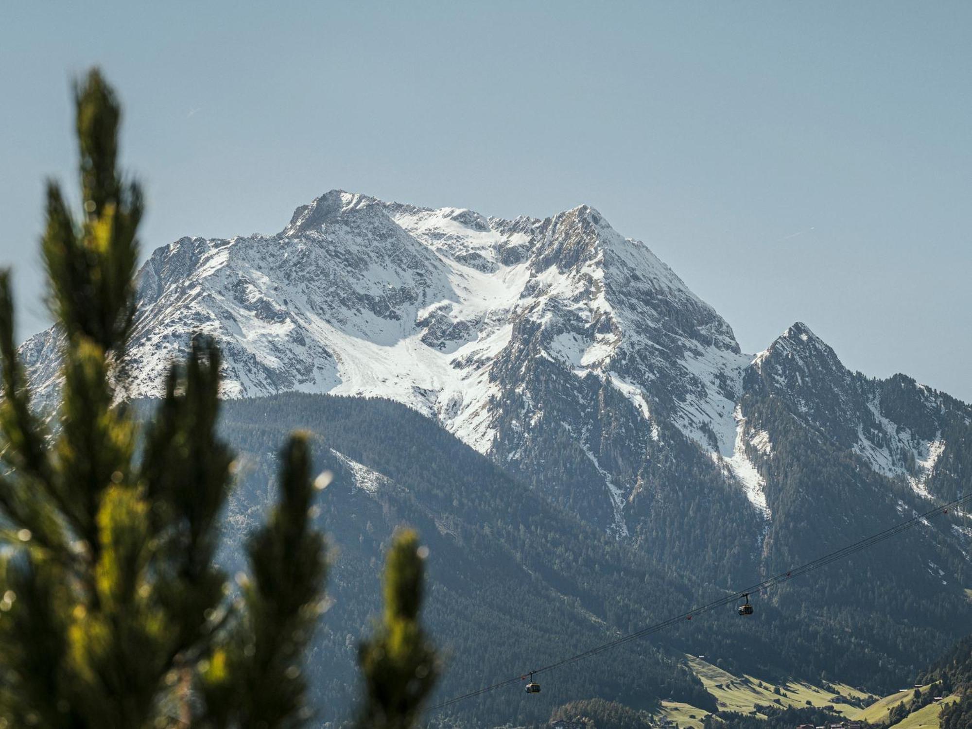 Apparthotel "Landhaus Veronika" Mayrhofen Exterior photo