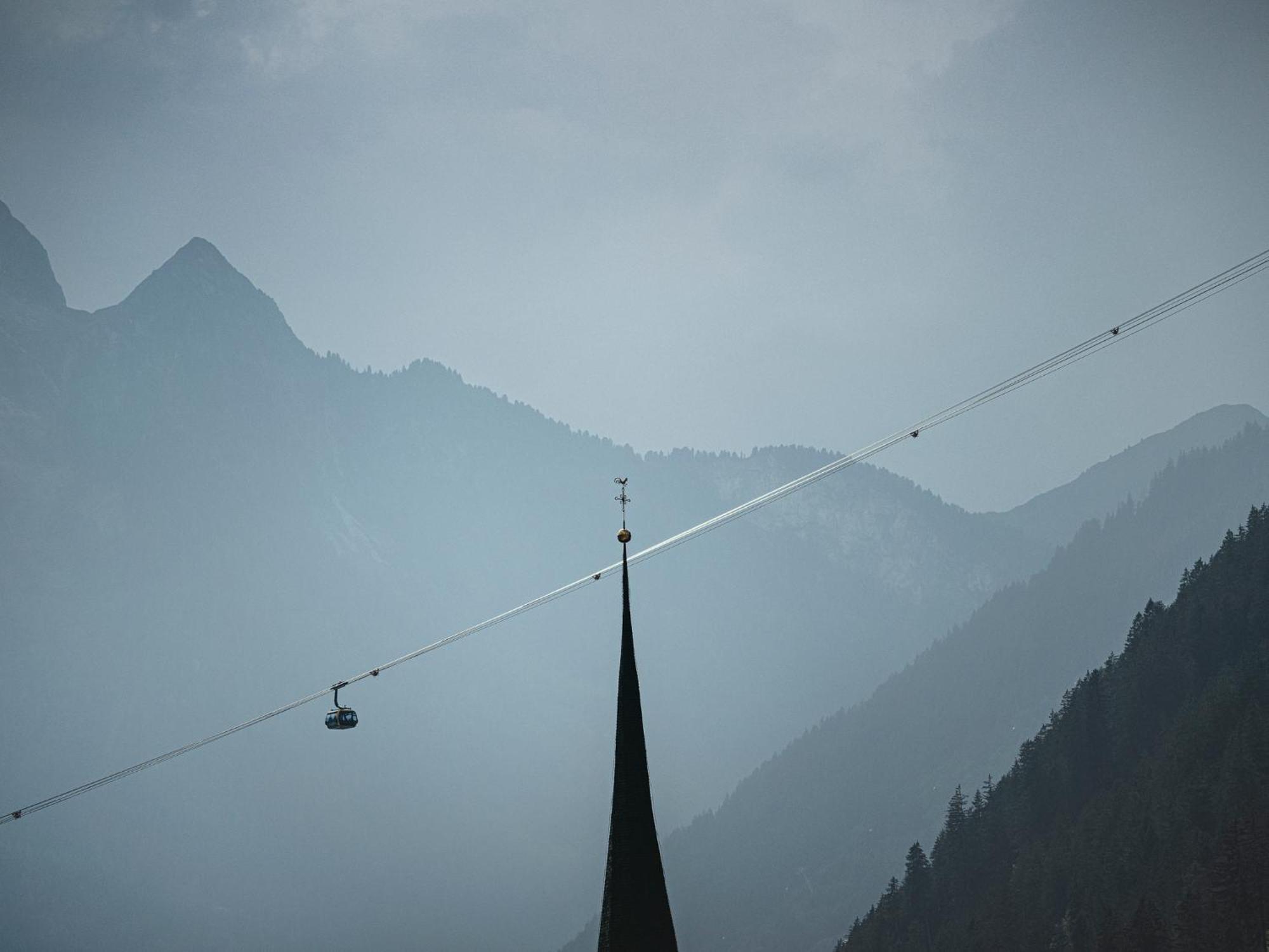 Apparthotel "Landhaus Veronika" Mayrhofen Exterior photo